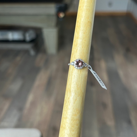 Charmed aroma pink ring - Picture 4 of 7